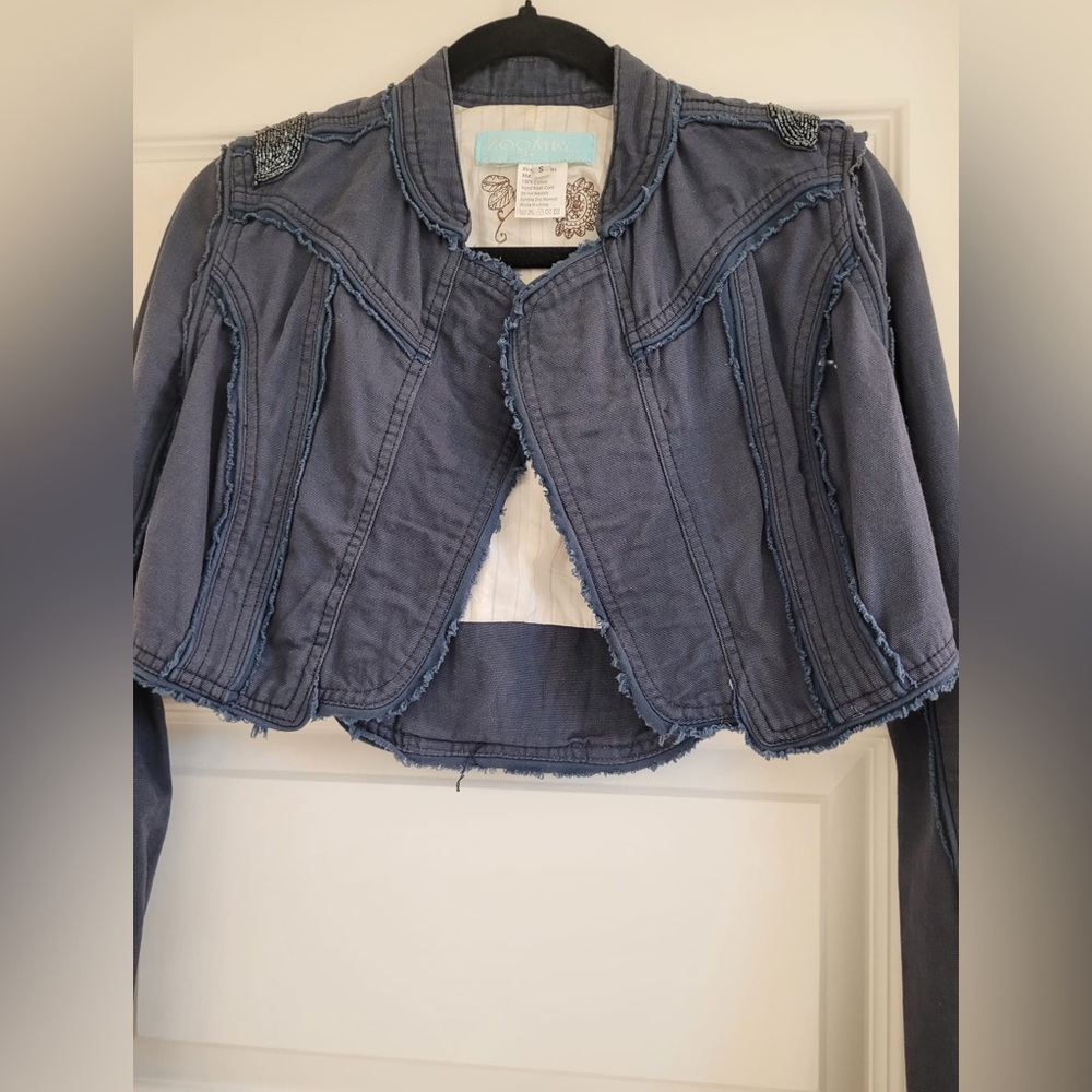 Blue long sleeve cropped jacket with details in size small
